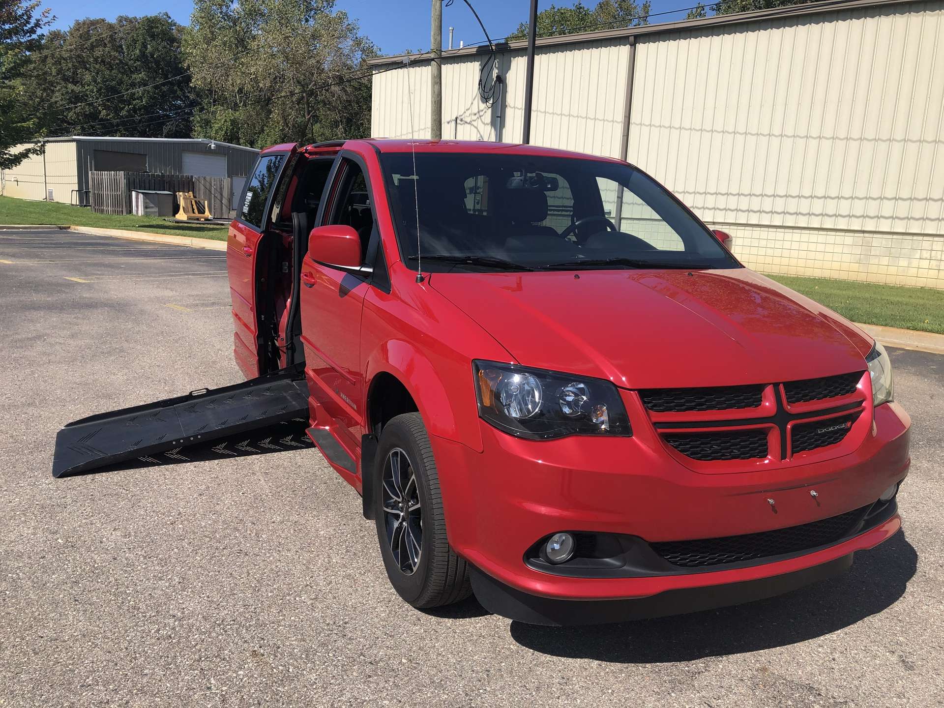 2016 Dodge Grand Caravan | Stock: W1917 | Wheelchair Van For Sale ...
